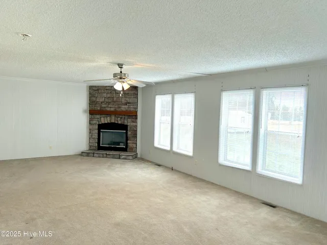 $189,000 | 159 Batchelor Farm Lane, Kenansville, NC 28349