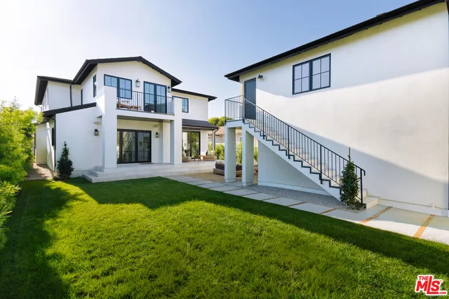 $4,899,000 | 2455 23rd Street, Santa Monica, CA 90405