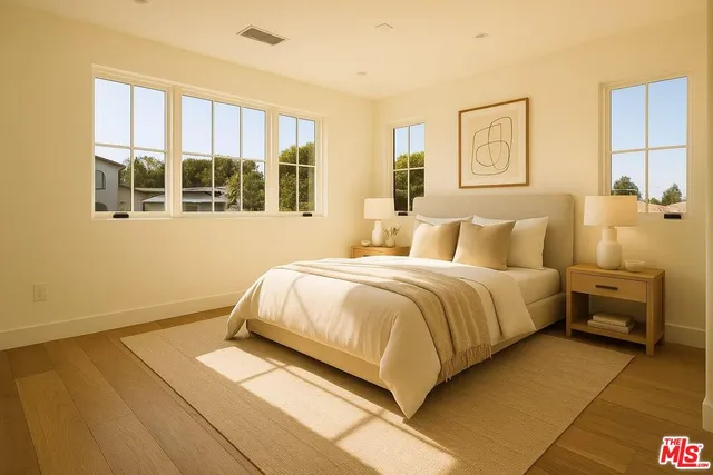 $4,899,000 | 2455 23rd Street, Santa Monica, CA 90405