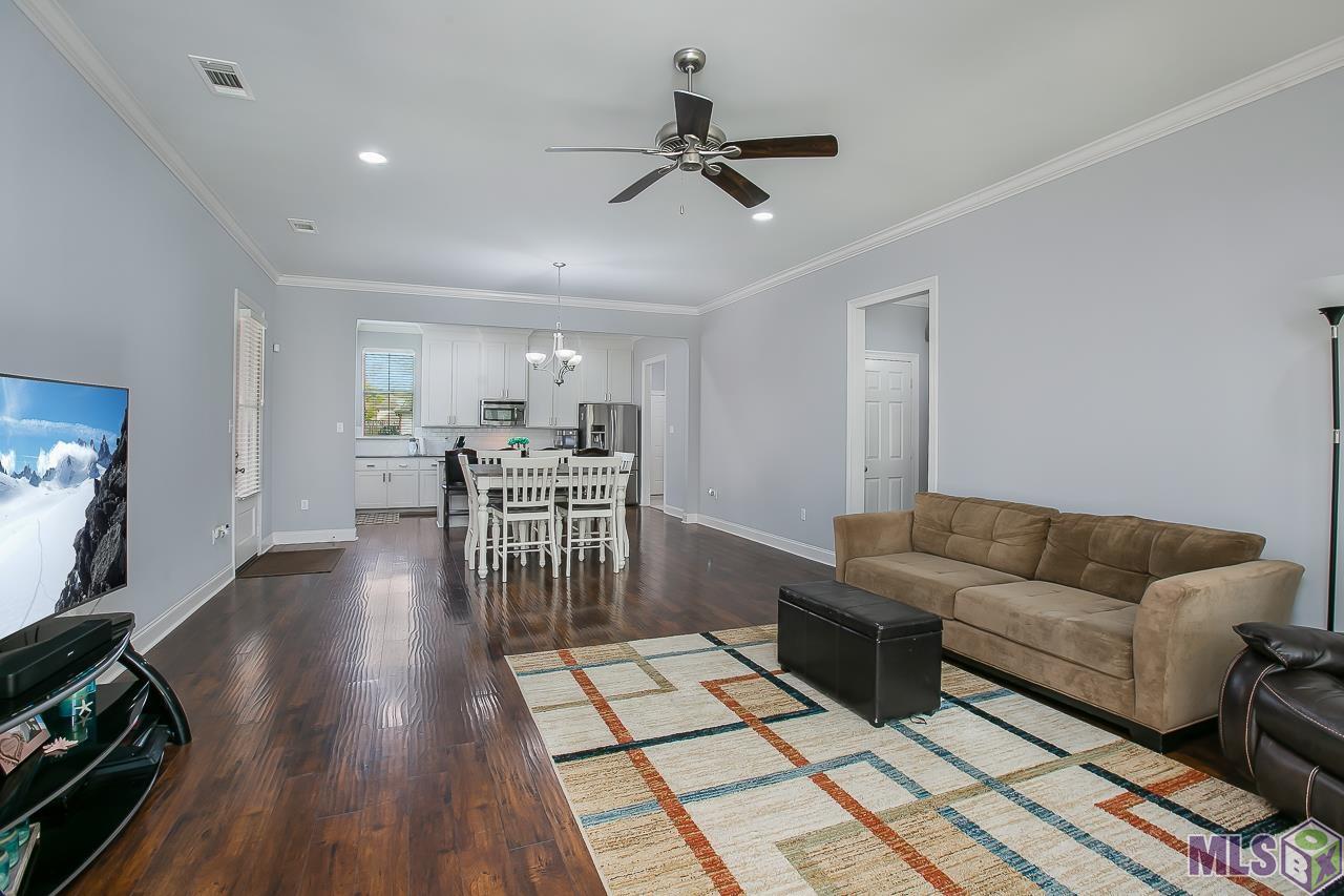 8068 Seville Court Baton Rouge, LA 70820 - Photo 2 of 18 Gallery Image 2