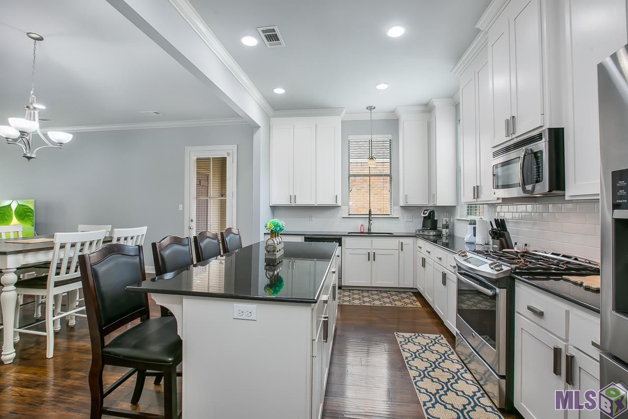 8068 Seville Court Baton Rouge, LA 70820 - Photo 5 of 18 Gallery Image 5