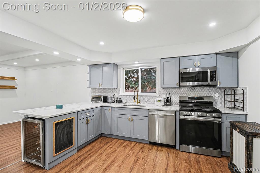 2810 Rhodes Drive Troy, MI 48083 - Photo 7 of 18 Gallery Image 7