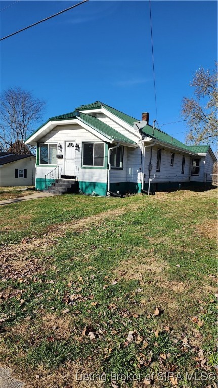 804 Smith Street Salem, IN 47167 - Photo 2 of 45