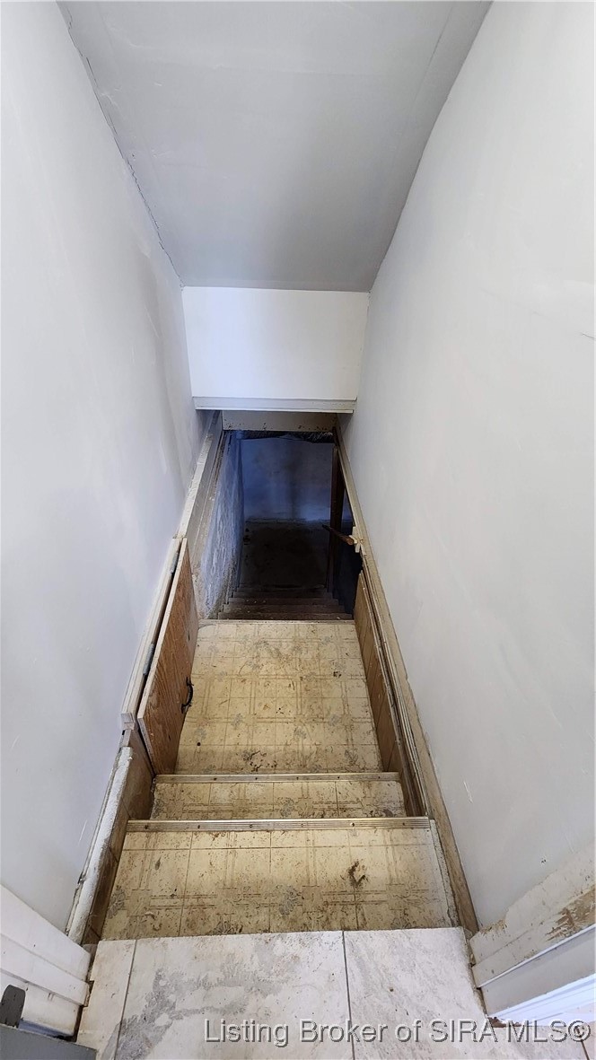 804 Smith Street Salem, IN 47167 - Photo 40 of 45