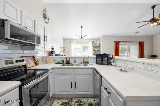 $230,000 | 1600 Willoughby Park Court, Unit 6, Wilmington, NC 28412