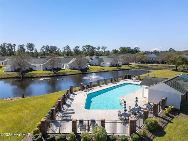 $230,000 | 1600 Willoughby Park Court, Unit 6, Wilmington, NC 28412