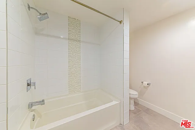 $709,000 | 1101 South Harvard Boulevard, Unit 303, Los Angeles, CA 90006