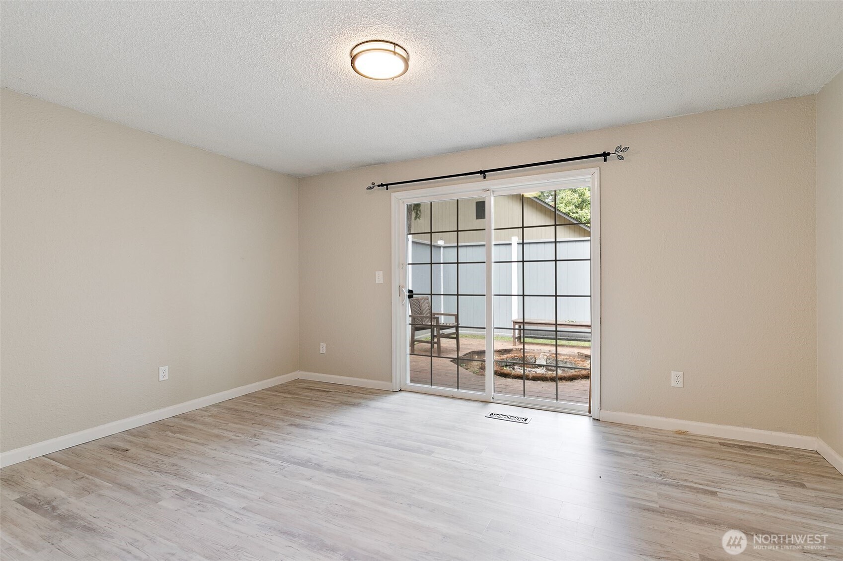 3627 Princeton Court Southeast Lacey, WA 98503 - Photo 14 of 32