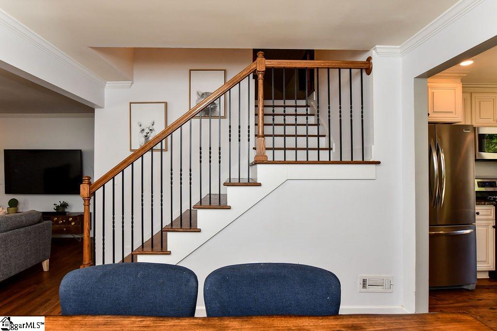 35 Lowndes Hill Road Greenville, SC 29607 - Photo 13 of 33