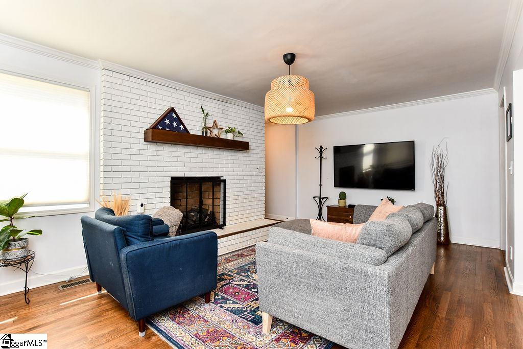 35 Lowndes Hill Road Greenville, SC 29607 - Photo 7 of 33