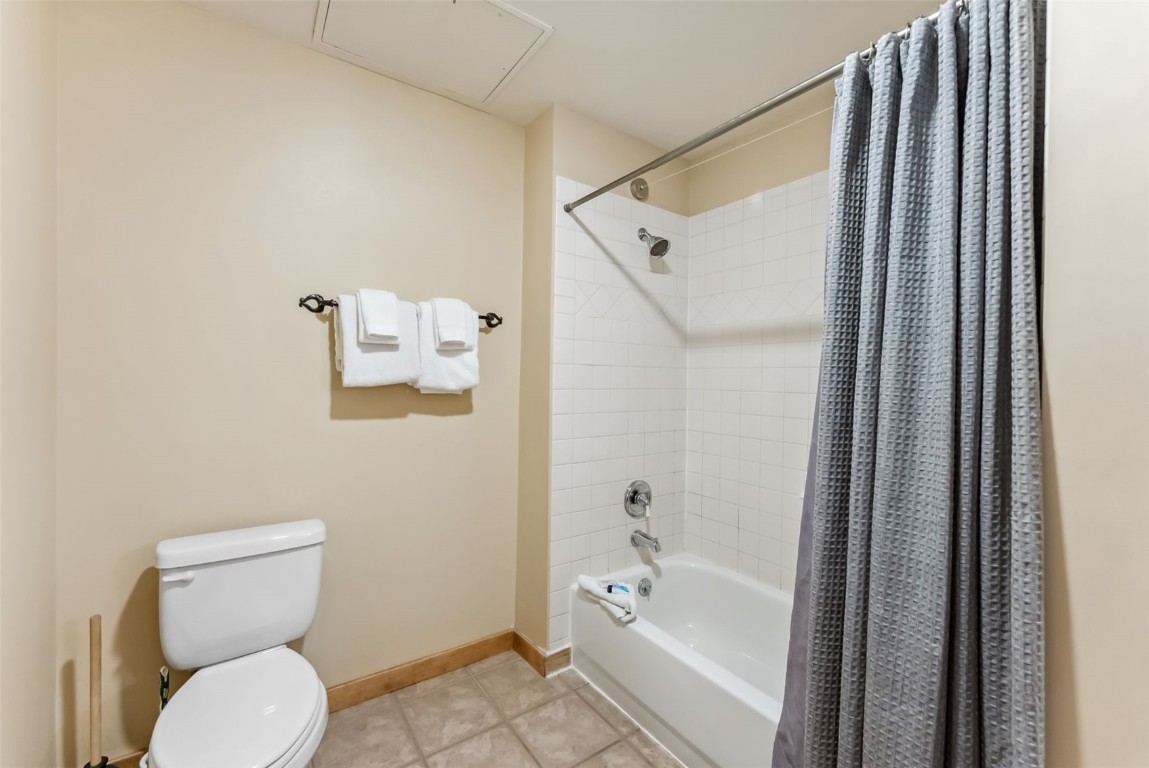 150 Dercum Square, Unit 8530 Keystone, CO 80435 - Photo 16 of 35 a bathroom with a toilet and a shower