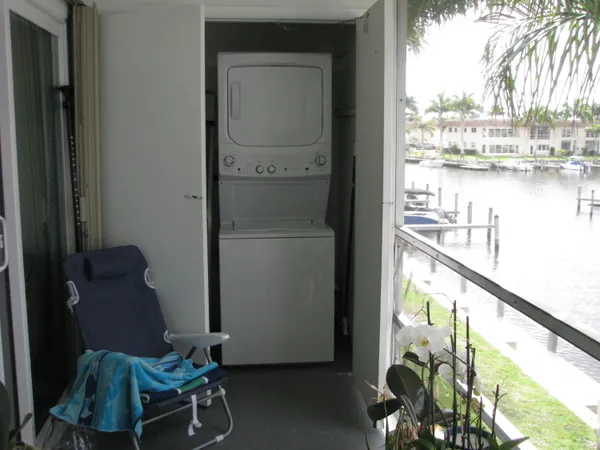 $2,000 | 2600 South Kanner Highway, Unit W8, Stuart, FL 34994
