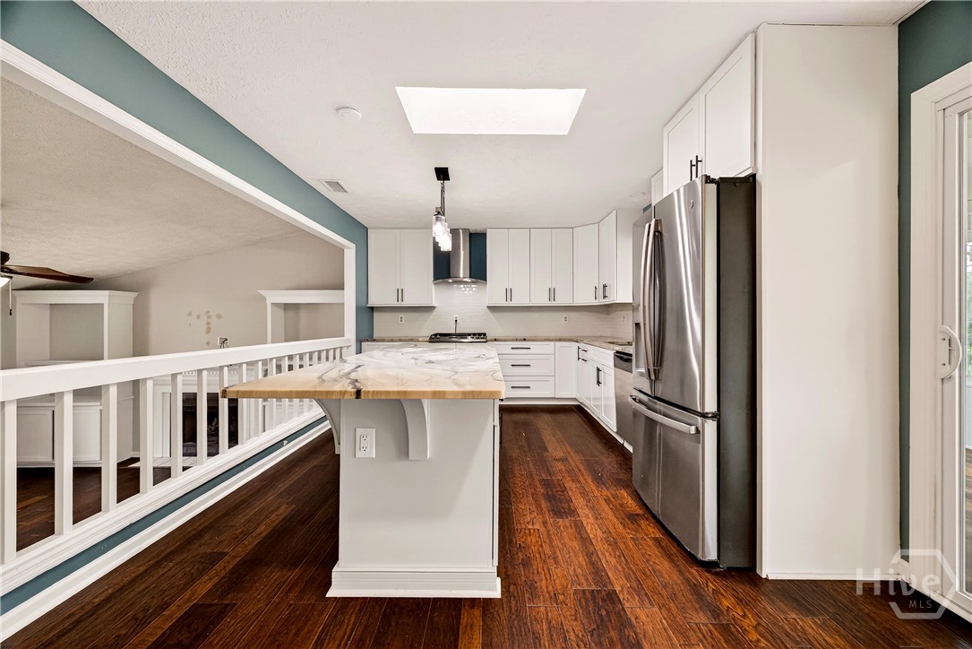 314 Mill Run Road Richmond Hill, GA 31324 - Photo 15 of 72 Updated Kitchen