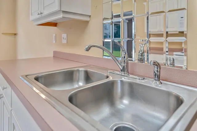 a close view of sink and tap