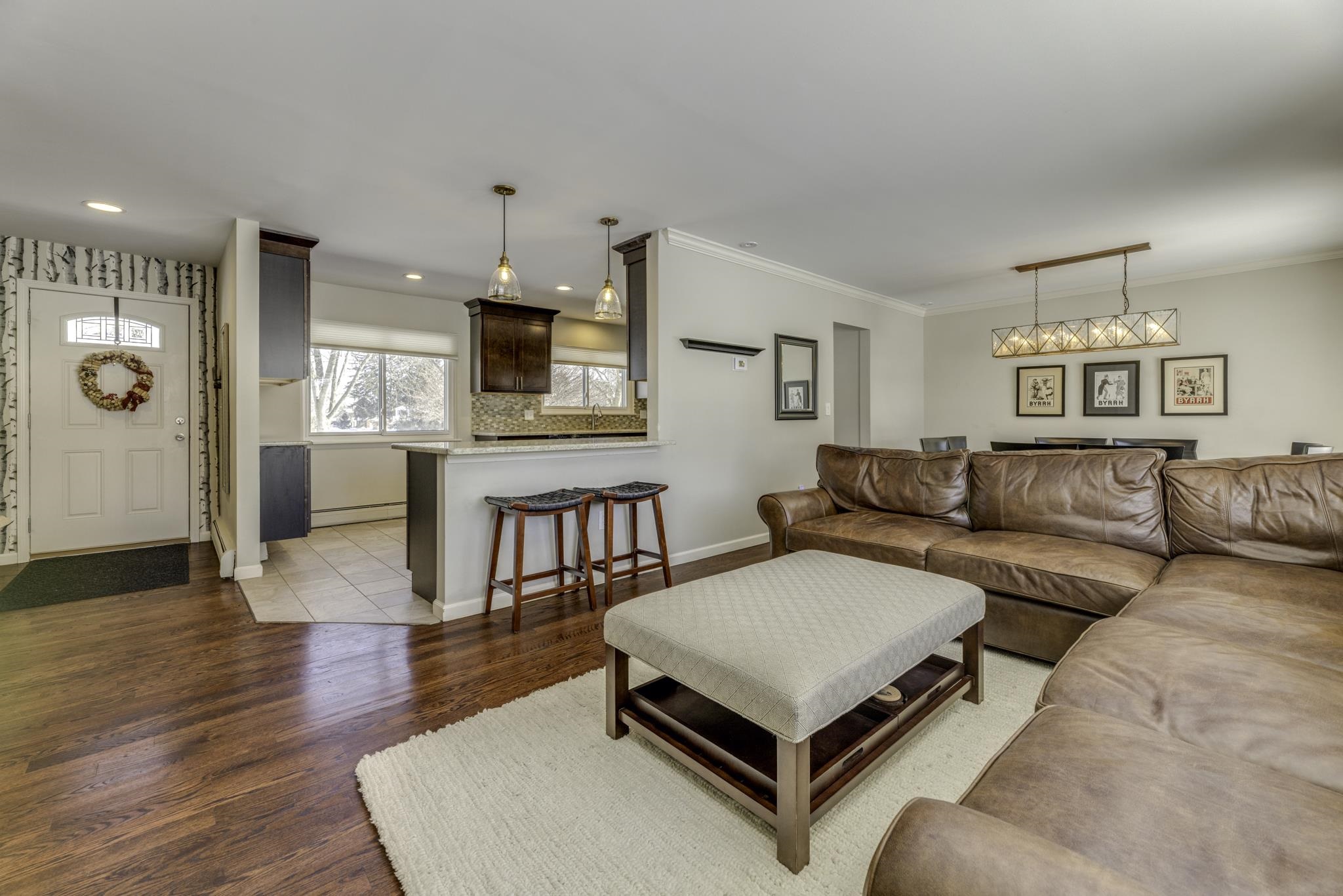 2762 Bridle Road Bloomfield Hills, MI 48304 - Photo 14 of 42 50166885-415eadf2-d596-4016-b424-94a5c486ed05.JPG