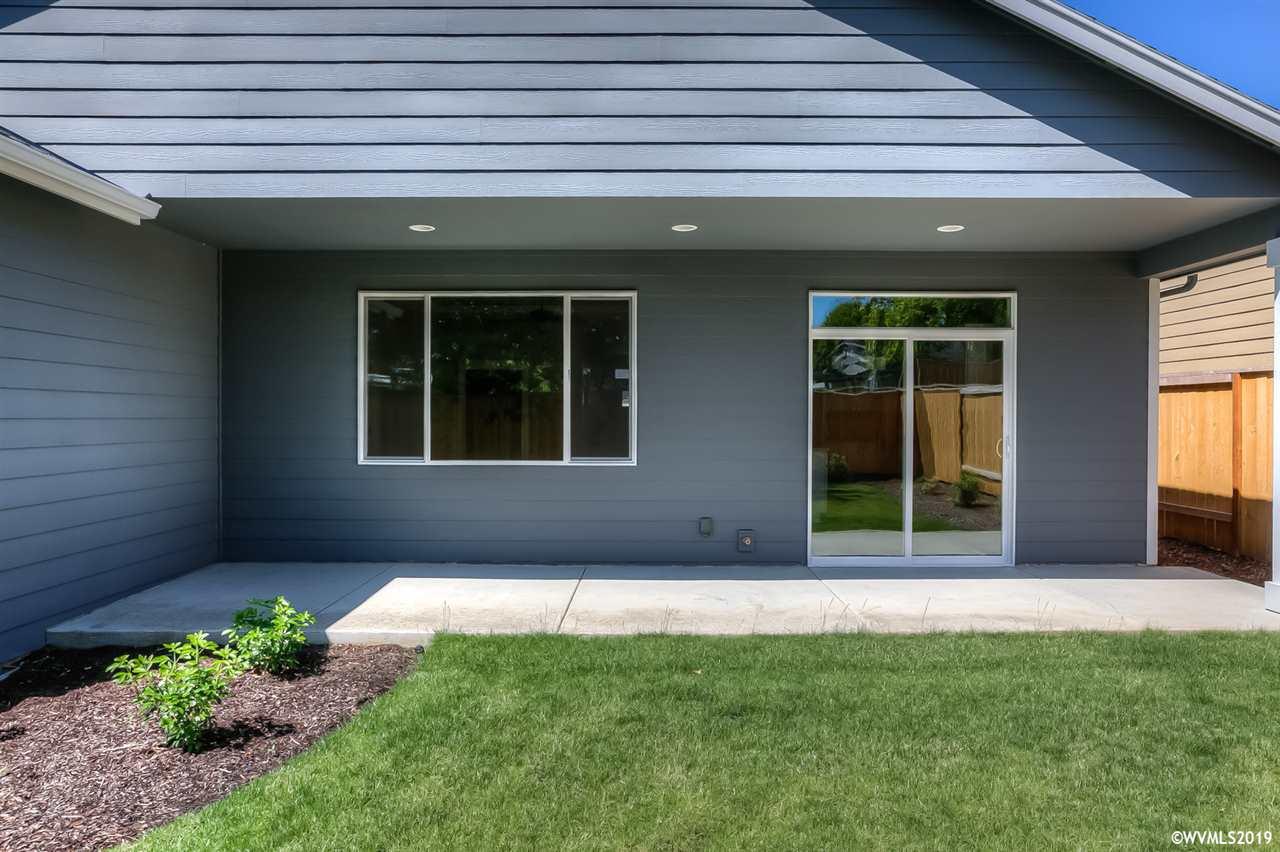 366 Southwest Applegate Trail Drive Dallas, OR 97338 - Photo 25 of 34 Gallery Image 25