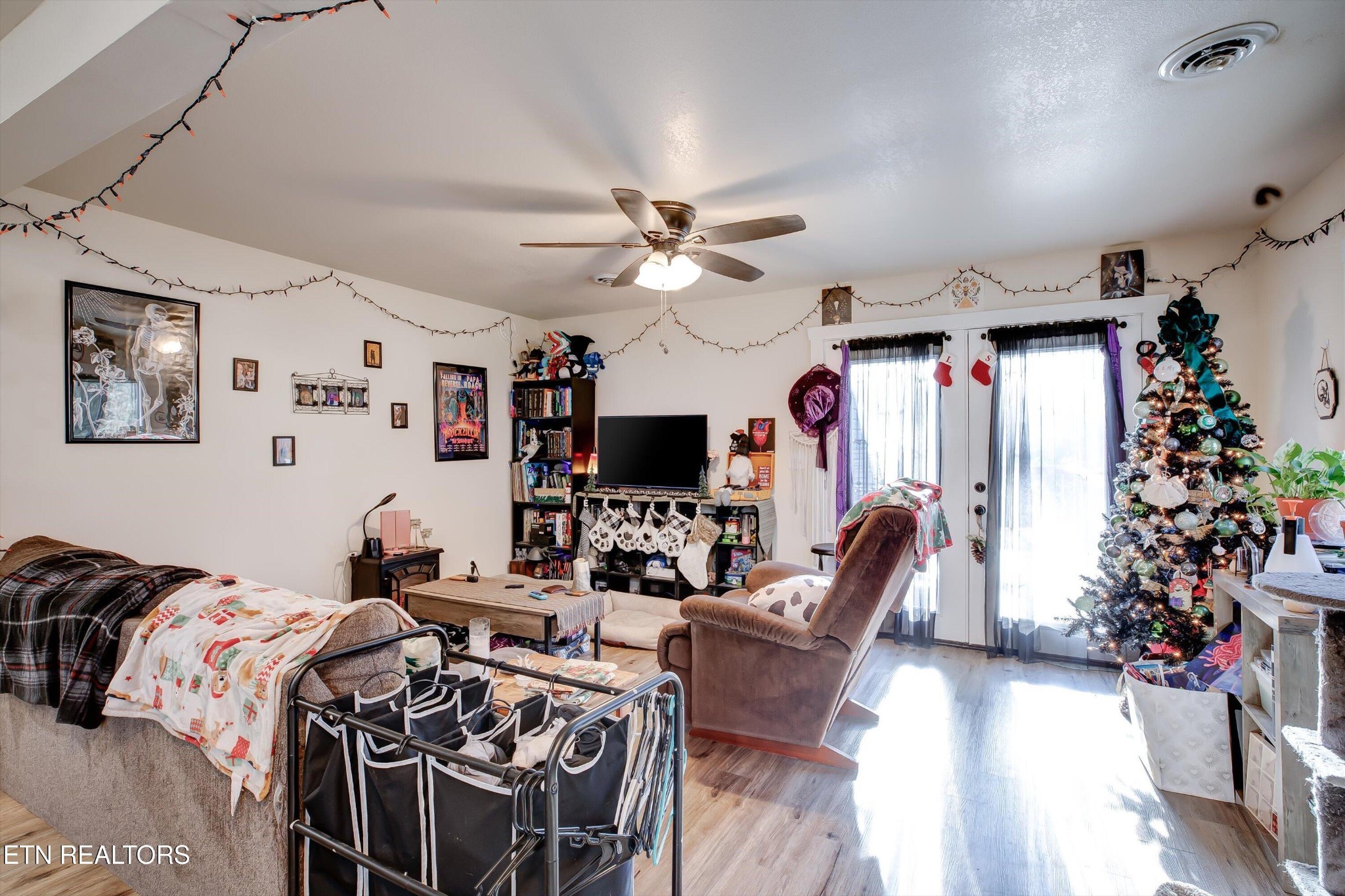 149 Hamilton Circle Oak Ridge, TN 37830 - Photo 4 of 36