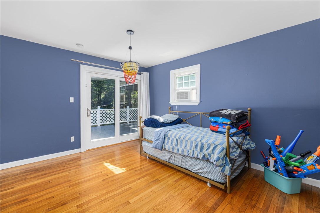 400 Crandall Road Tiverton, RI 02878 - Photo 16 of 32