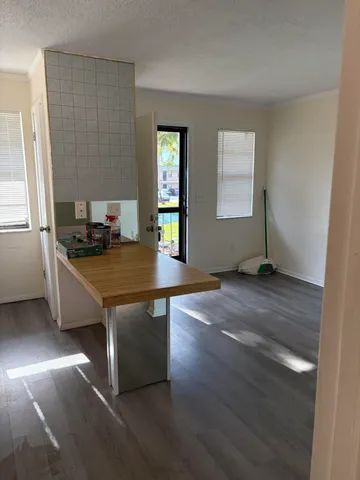 $1,300 | 1081 Southeast Monterey Road, Unit 326, Stuart, FL 34994