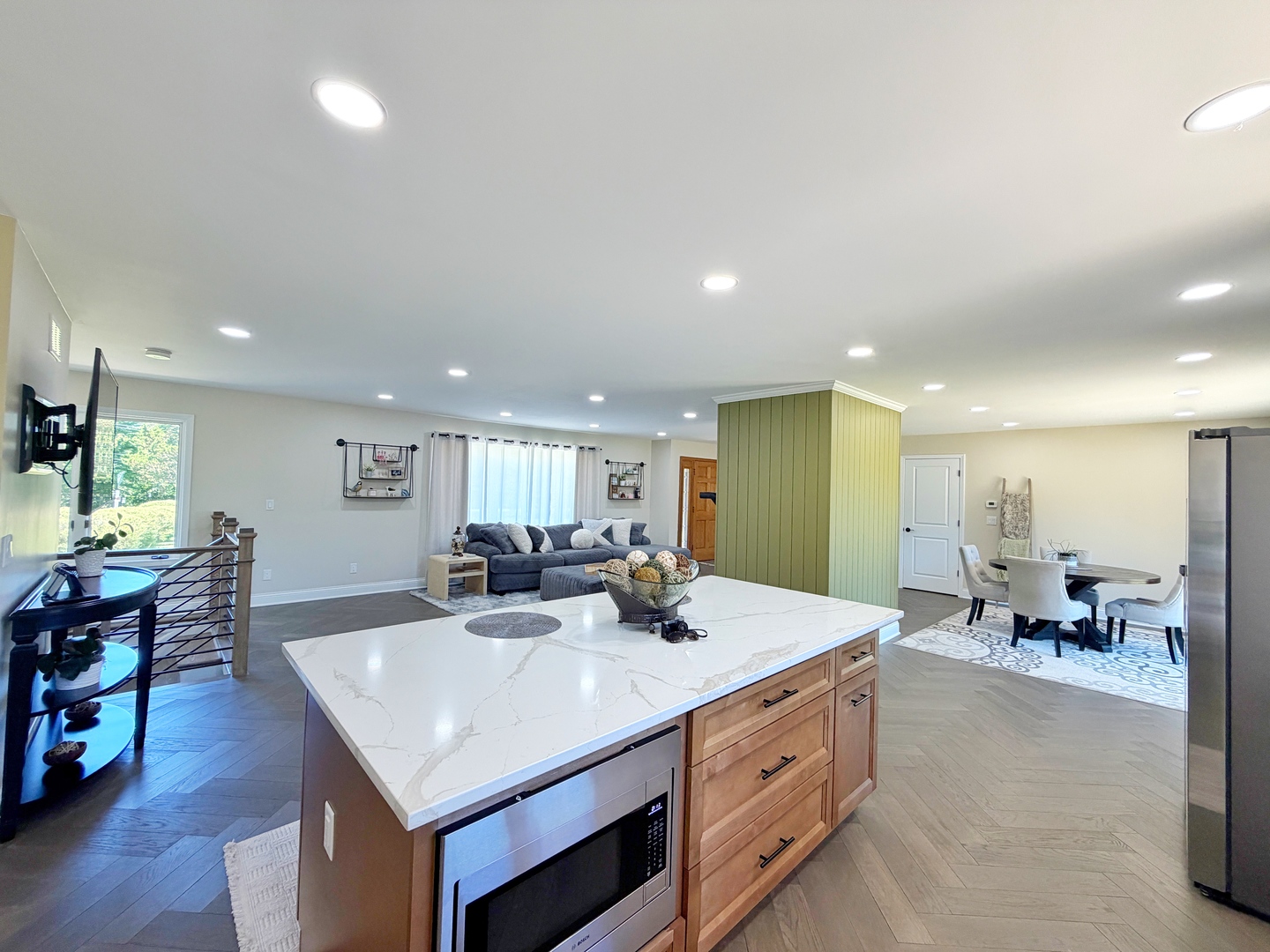 704 North Rose Farm Road Woodstock, IL 60098 - Photo 5 of 64