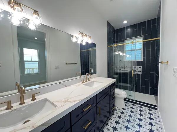 $2,800 | 1024 62nd Street, Galveston, TX 77551