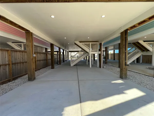 $2,800 | 1024 62nd Street, Galveston, TX 77551
