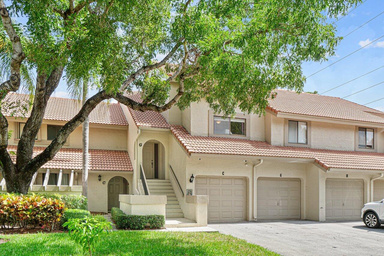 5690 Coach House Circle, Unit G Boca Raton, FL 33486 - Photo 1 of 33 5690 COACH HOUSE CIR