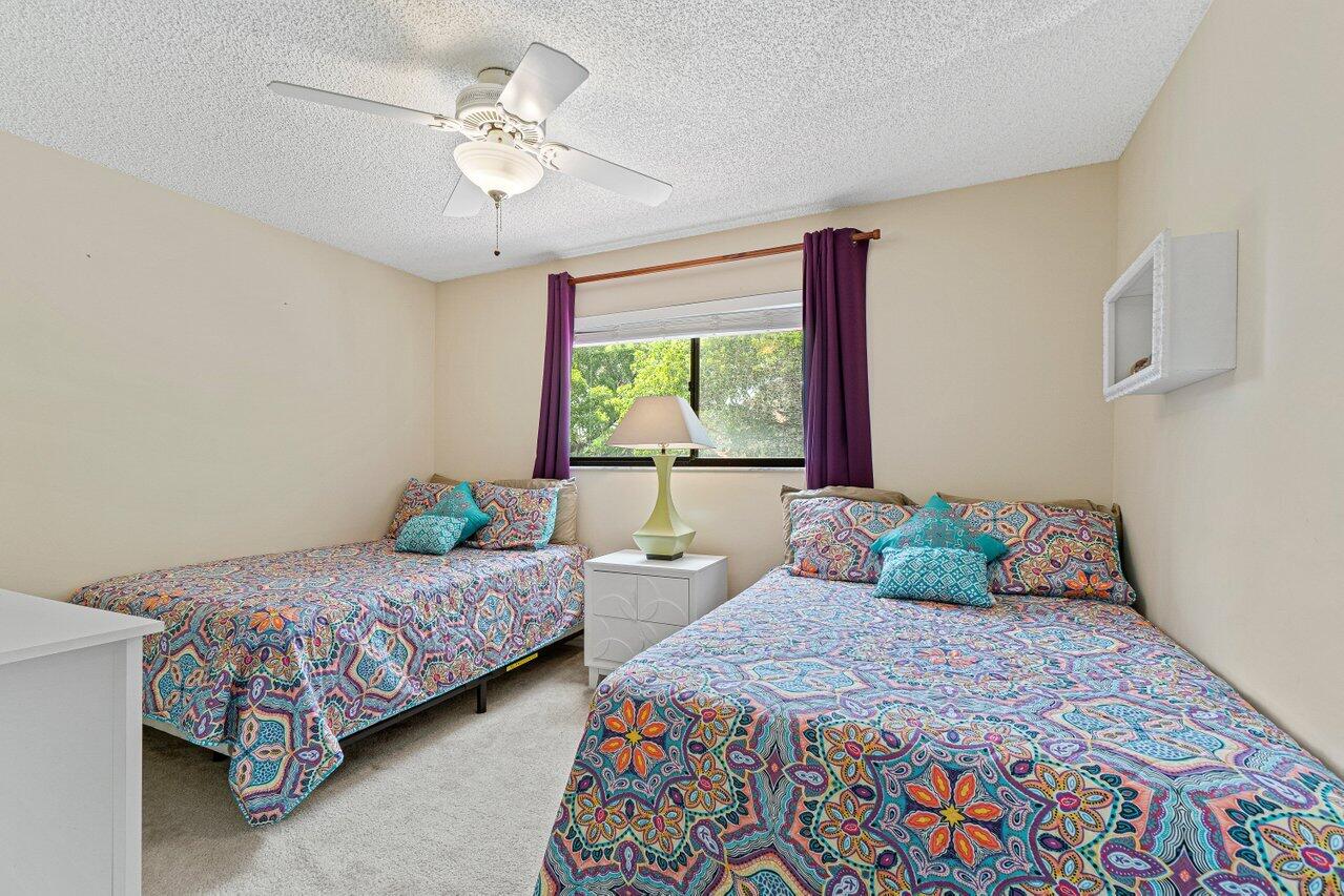 5690 Coach House Circle, Unit G Boca Raton, FL 33486 - Photo 20 of 33 GUEST BEDROOM