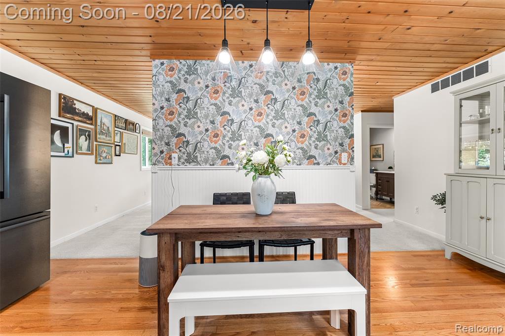 8845 River Valley Road Brighton, MI 48116 - Photo 19 of 49 Gallery Image 19
