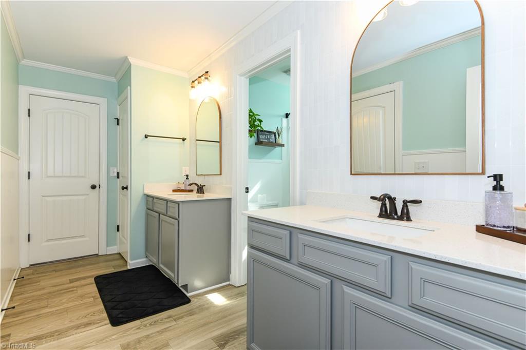 7729 Carson Path Summerfield, NC 27358 - Photo 17 of 48 2nd floor full bath remodeled