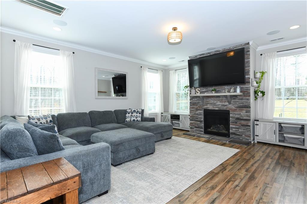 7729 Carson Path Summerfield, NC 27358 - Photo 8 of 48 Family Room