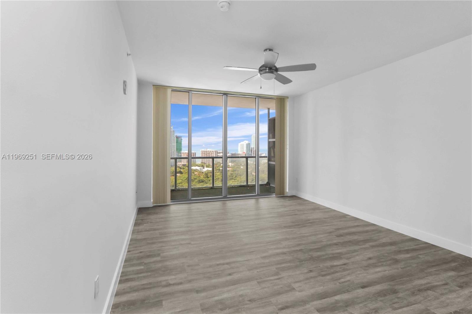 79 Southwest 12th Street, Unit 3002S Miami, FL 33130 - Photo 9 of 22
