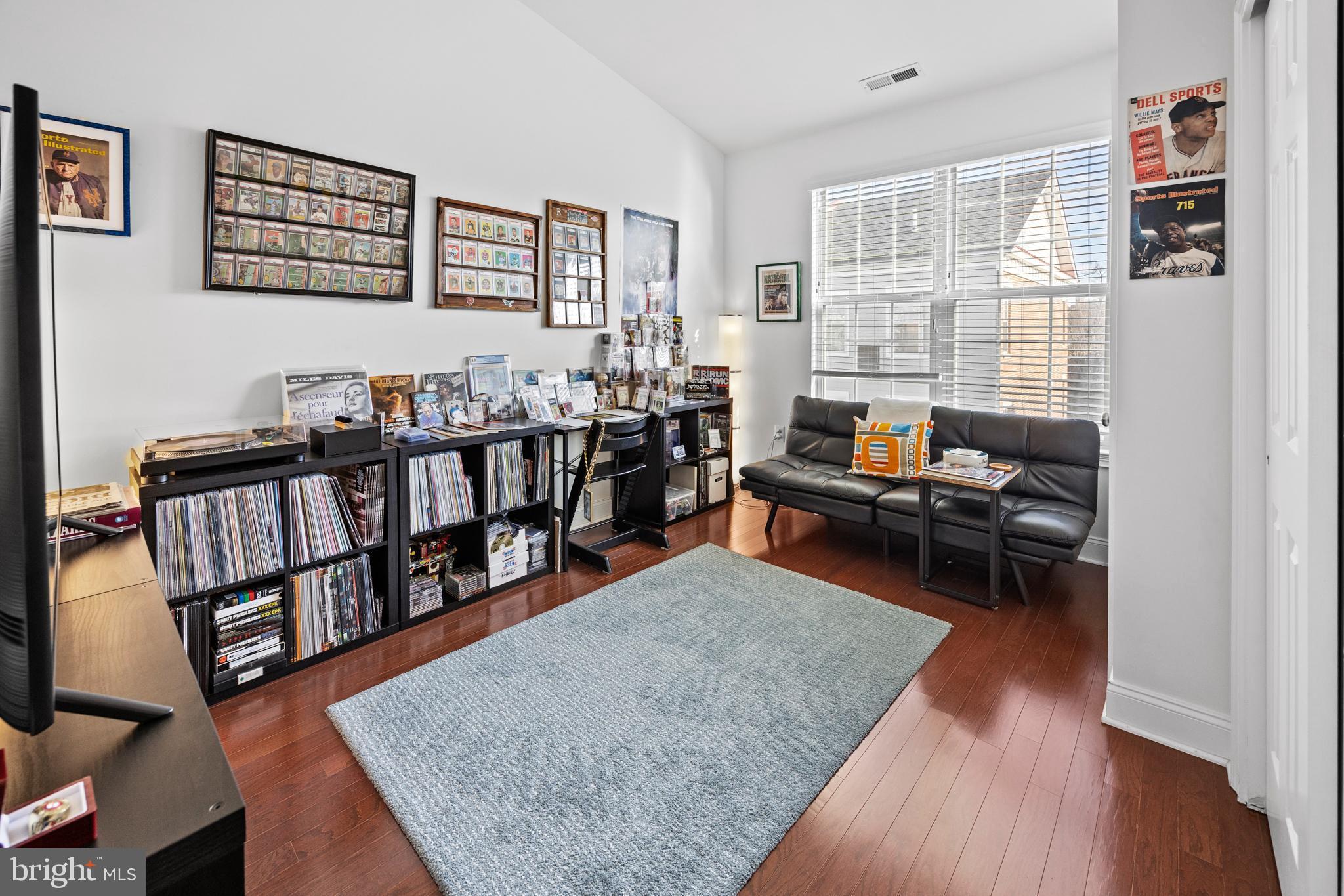 303 Captains Way Philadelphia, PA 19146 - Photo 26 of 56