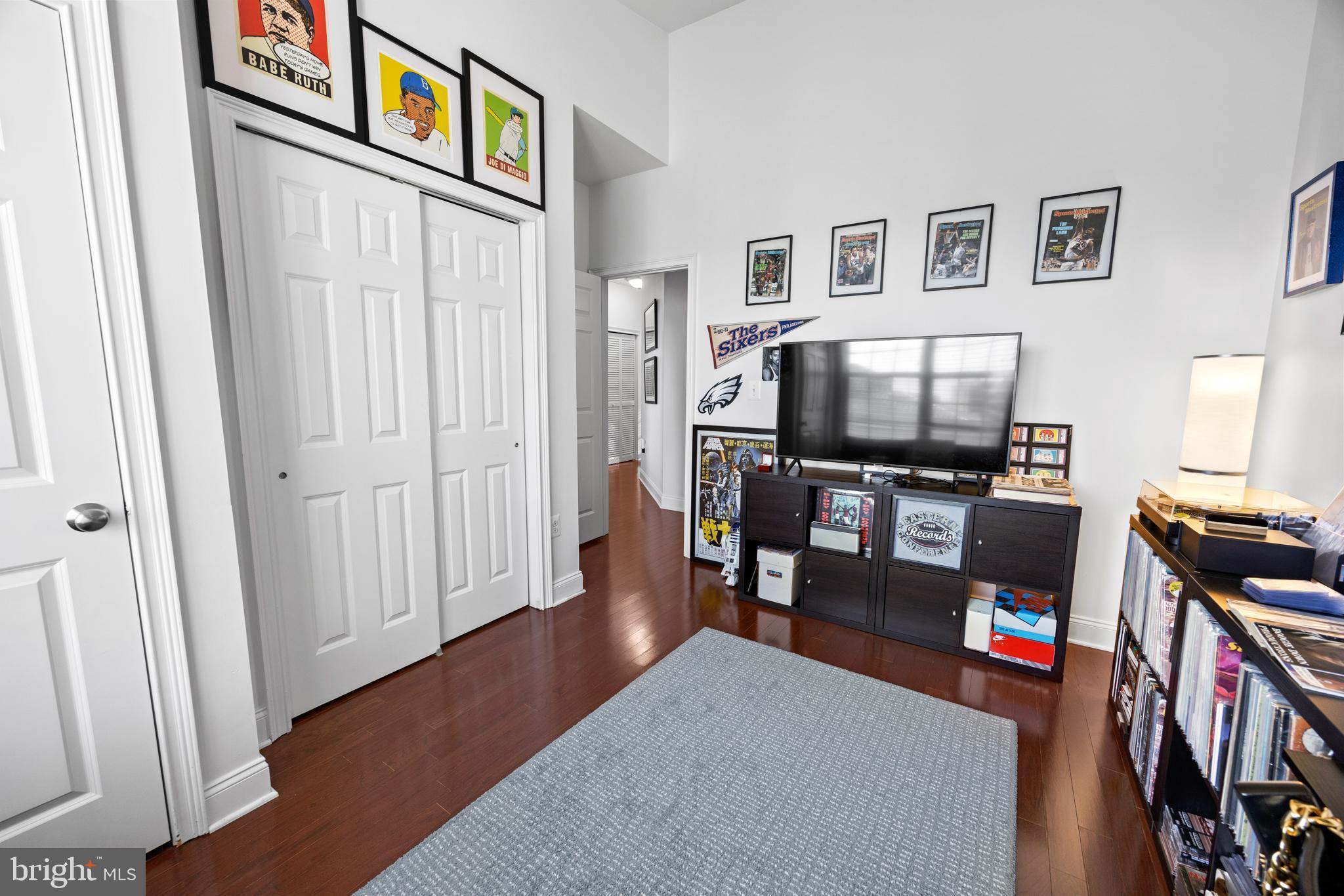 303 Captains Way Philadelphia, PA 19146 - Photo 27 of 56