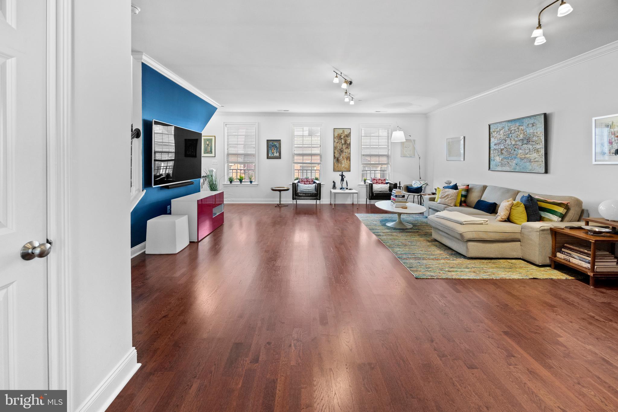 303 Captains Way Philadelphia, PA 19146 - Photo 5 of 56