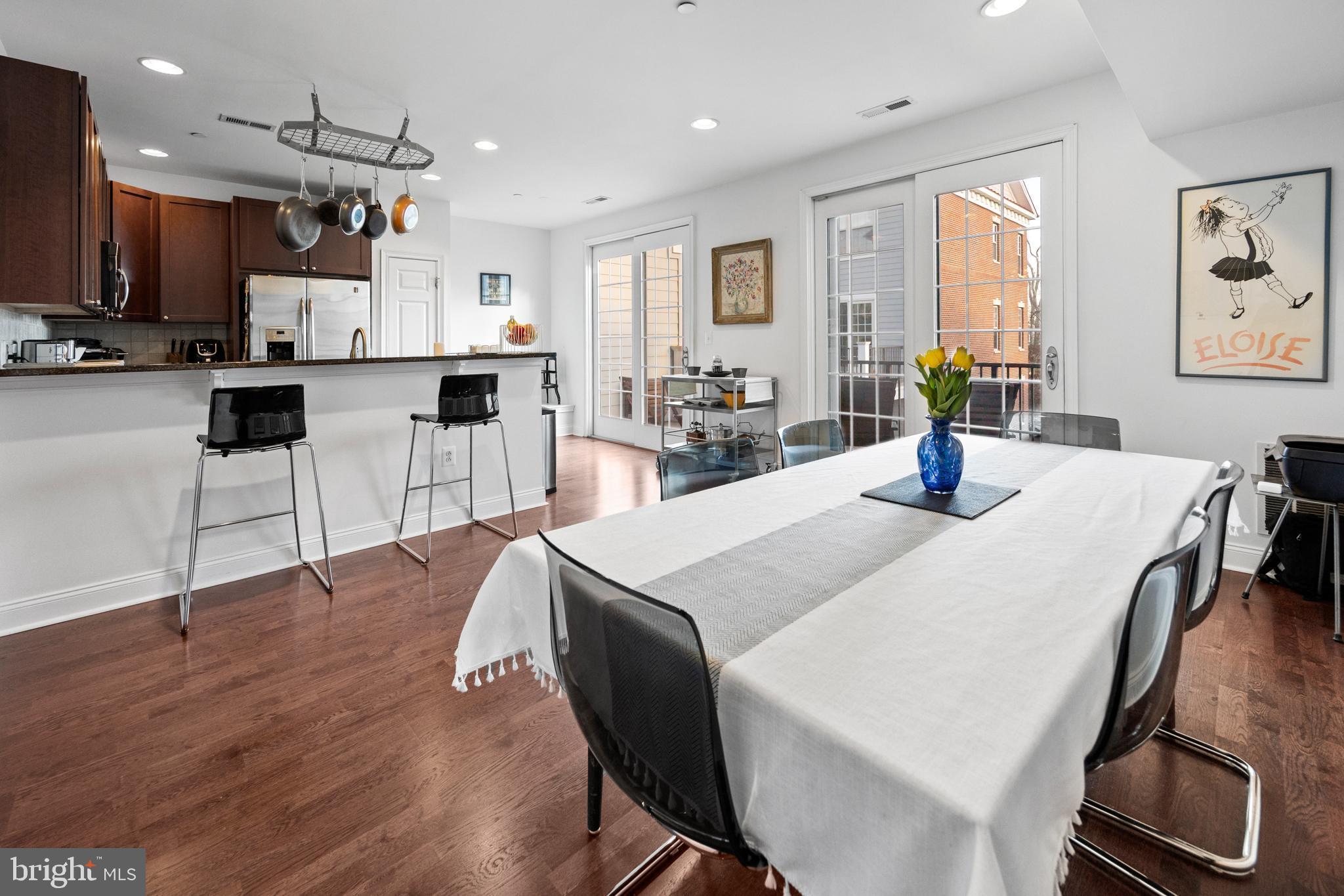 303 Captains Way Philadelphia, PA 19146 - Photo 10 of 56