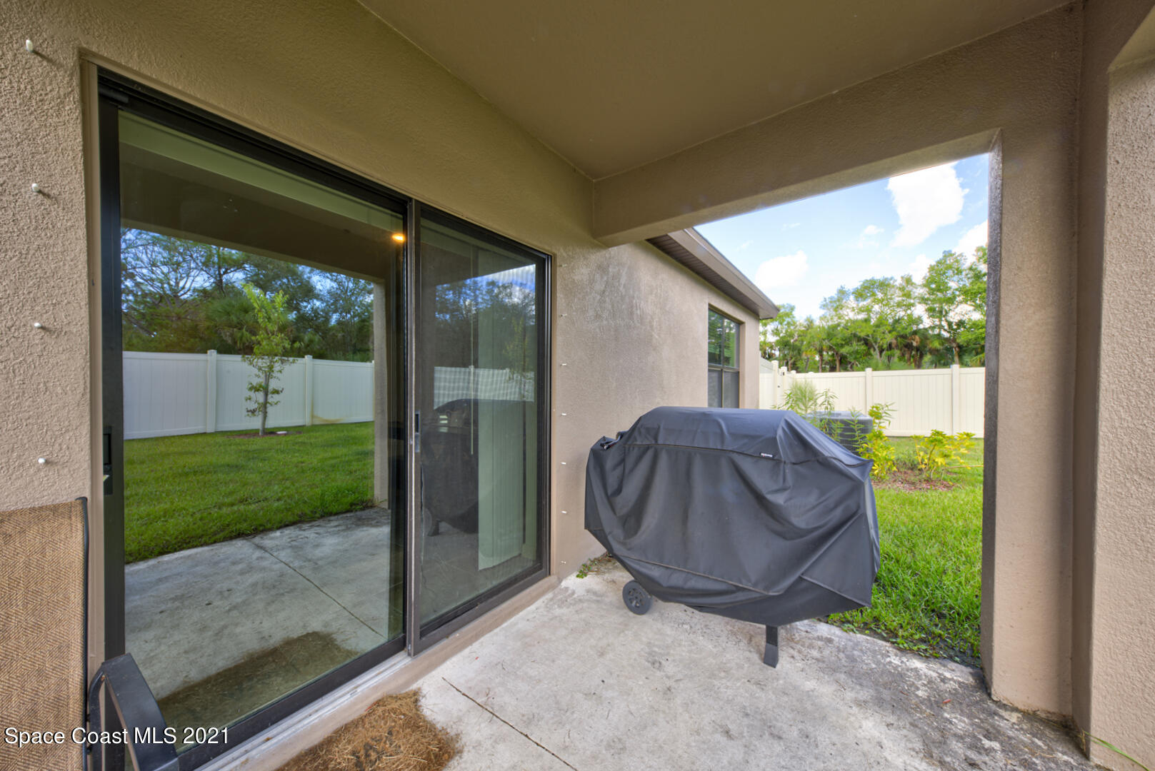 1661 Saxton Road Cocoa, FL 32926 - Photo 22 of 30 covered patio
