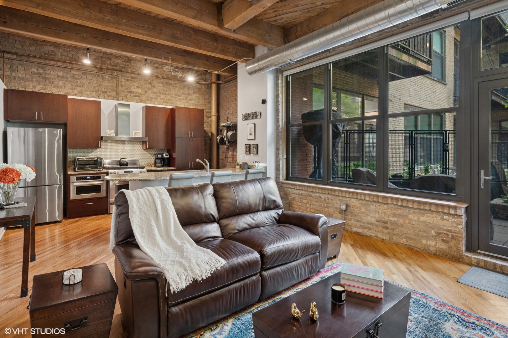 1040 West Adams Street, Unit 203 Chicago, IL 60607 - Photo 5 of 20 Gallery Image 5