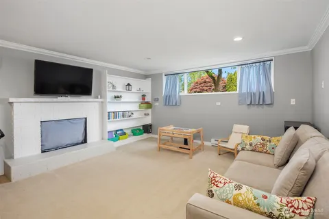 $1,035,000 | 18312 73rd Avenue West, Edmonds, WA 98026