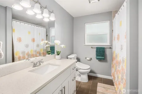 $1,035,000 | 18312 73rd Avenue West, Edmonds, WA 98026