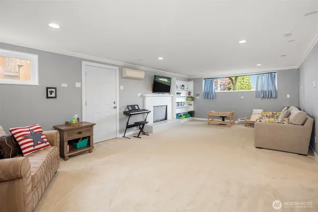 $1,035,000 | 18312 73rd Avenue West, Edmonds, WA 98026