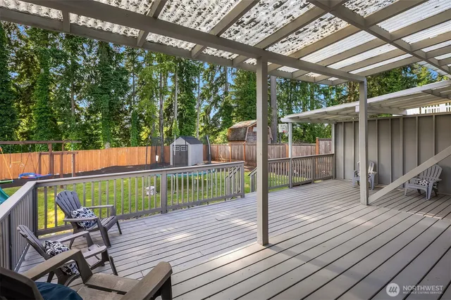 $1,035,000 | 18312 73rd Avenue West, Edmonds, WA 98026