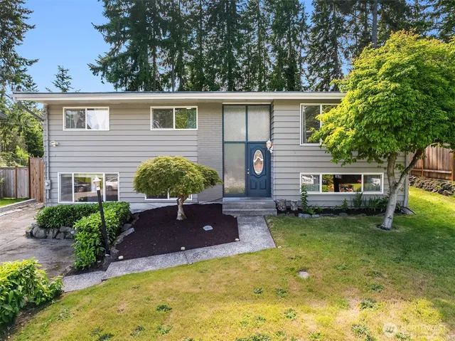 $1,035,000 | 18312 73rd Avenue West, Edmonds, WA 98026