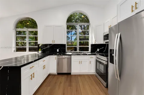 $1,295,000 | 7031 Southwest 63rd Court, South Miami, FL 33143