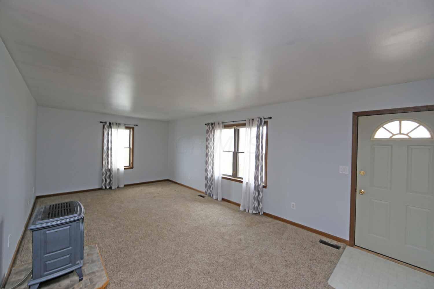 648 Terrace Ridge Circle Howard, OH 43028 - Photo 2 of 25 IMG_4519