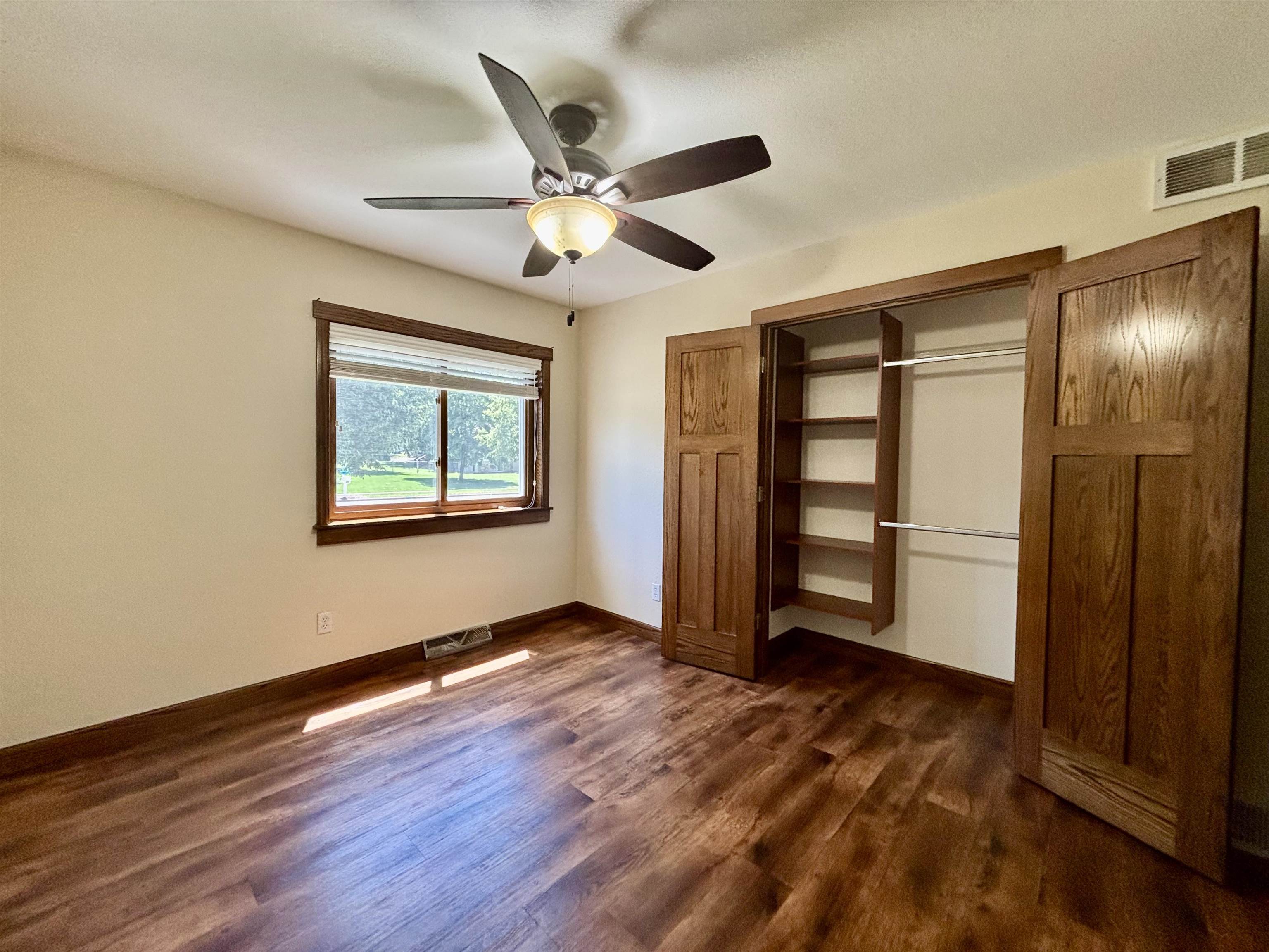 910 Riverview Court Marshall, WI 53559 - Photo 21 of 33