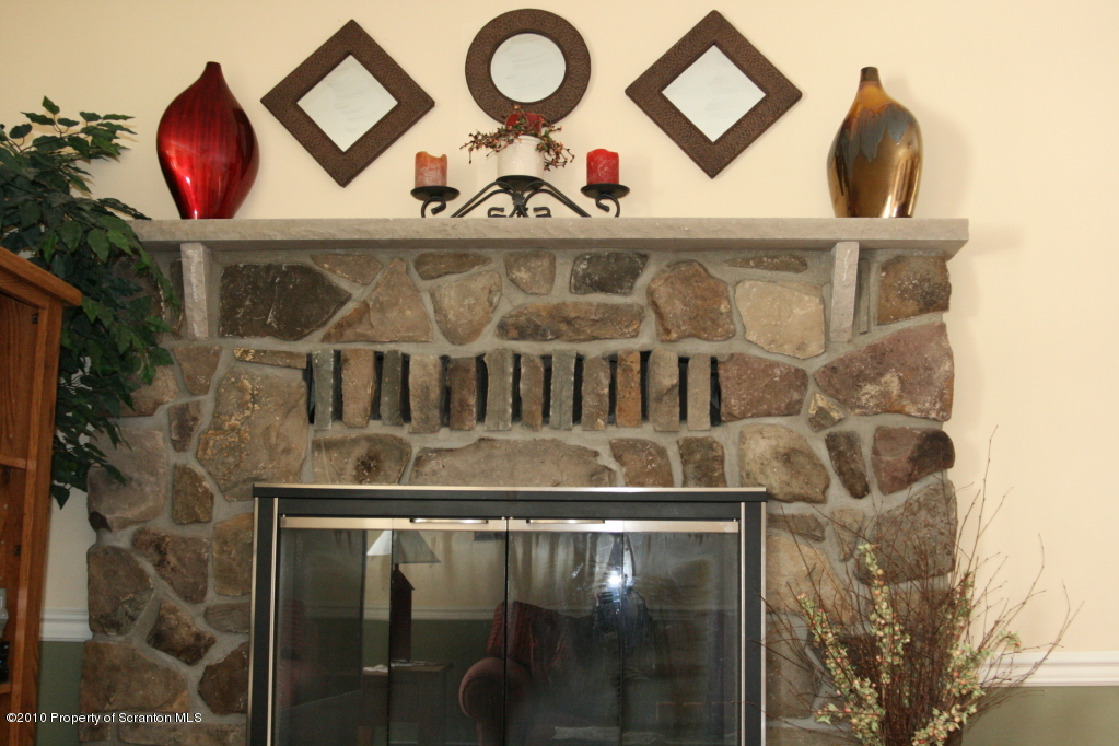 924 Old Logger Road Moscow, PA 18444 - Photo 54 of 79 Gallery Image 54