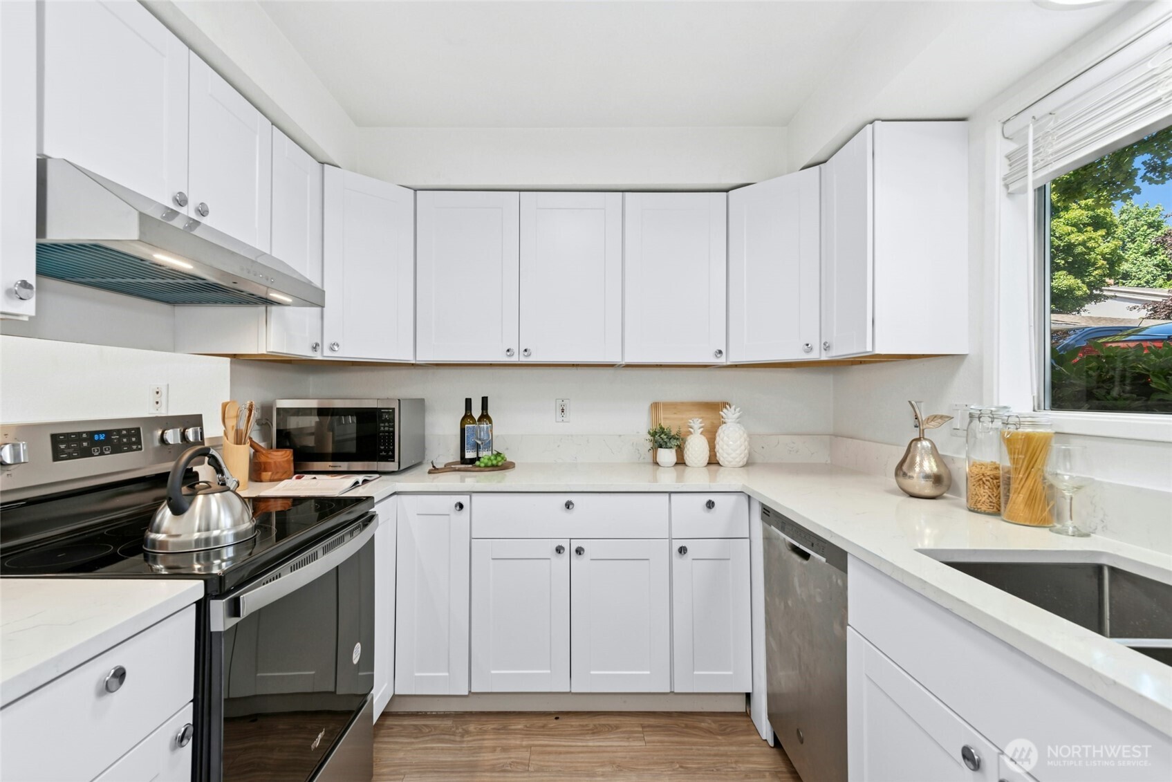 18910 Bothell Everett Highway, Unit G3 Bothell, WA 98012 - Photo 13 of 31