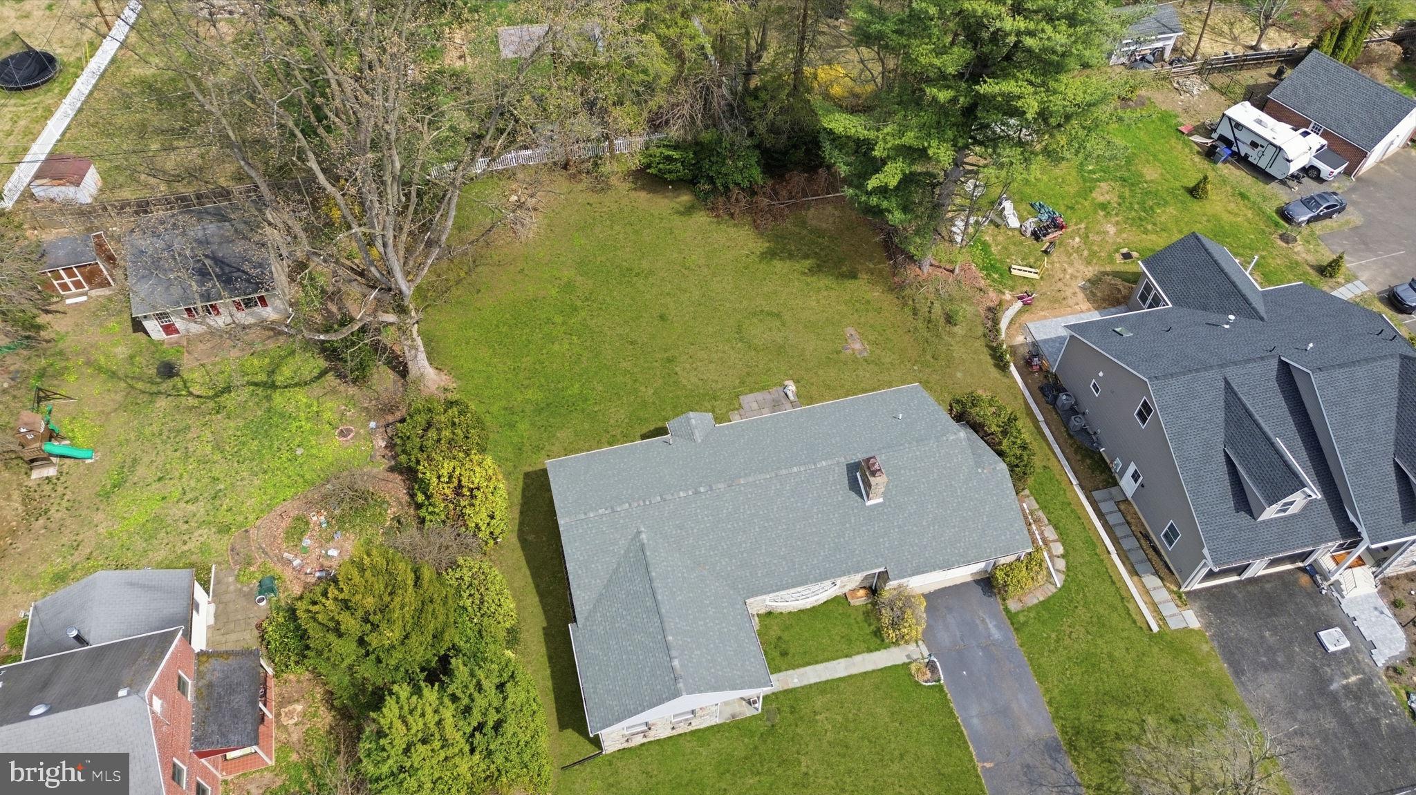 10 Home Road Hatboro, PA 19040 - Photo 42 of 42 an aerial view of a house with a yard