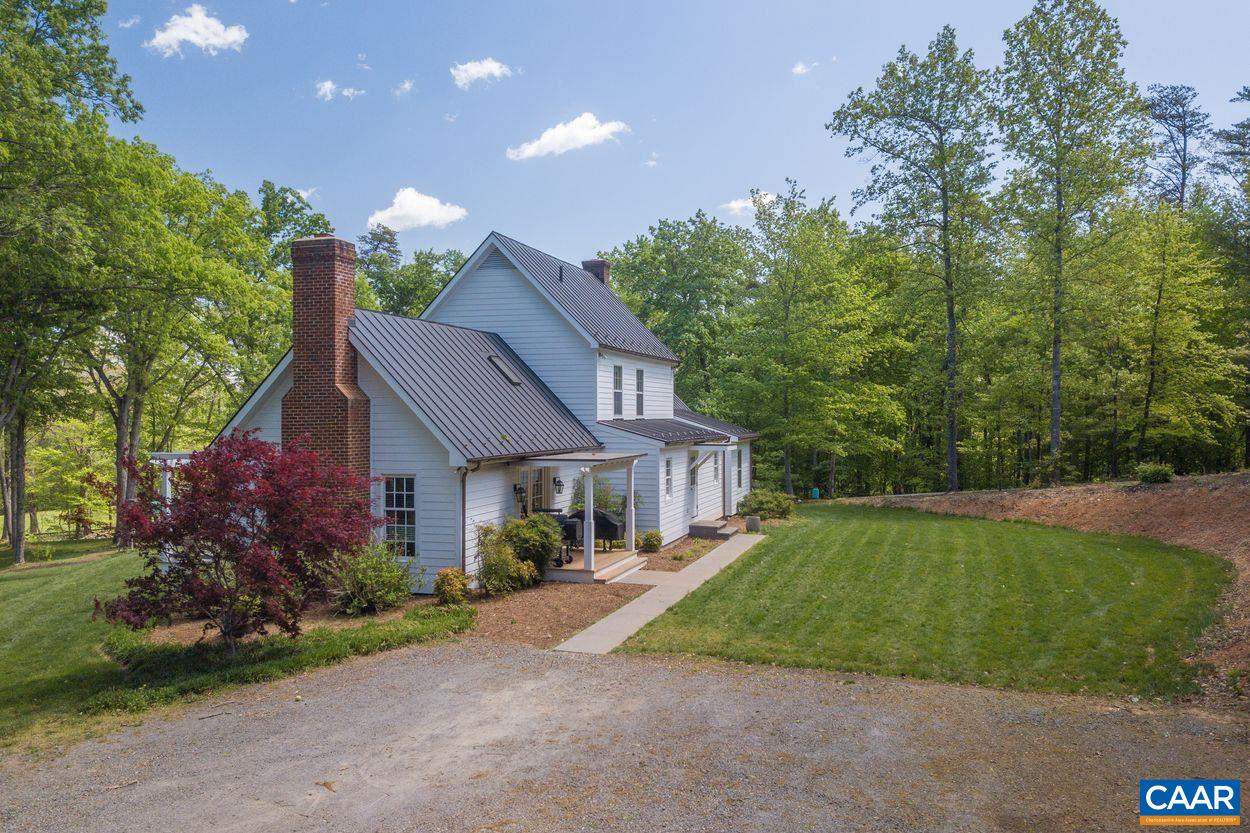3923 Free Union Road Charlottesville, VA 22901 - Photo 4 of 52 a house view with a garden space